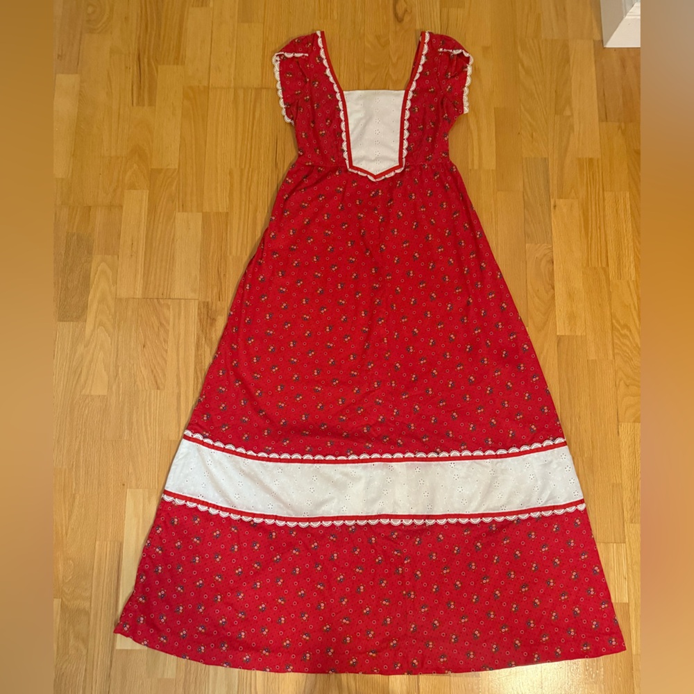 VTG 70’s Hilda Hawaii Cottagecore Prairie Maxi Dress Eyelet Lace Floral EUC - Picture 3 of 15